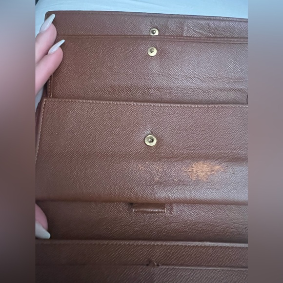 Authentic LV wallet - Picture 6 of 16